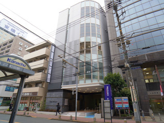 コワーキングスペース「BIZcomfort町田」が入居するオフィスビル